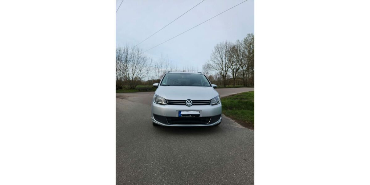 VW Touran 206.500 km 6.499 &euro; Nortorf 24589