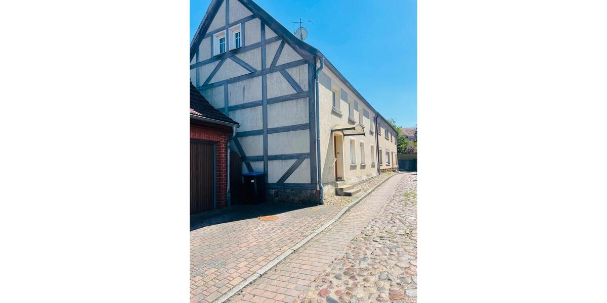 Einfamilienhaus Meyenburg - 5 Zimmer, 155 m&sup2;, 150.000&euro; | Angebot:26956131