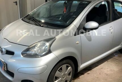 Toyota Aygo (X) 79.000 km 5.900 &euro; Frankfurt am Main 65933