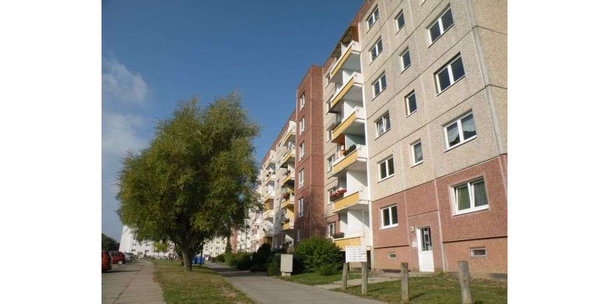Etagenwohnung Stralsund Grünhufe - 1 Zimmer, 37 m&sup2;, 224&euro; | Angebot:26872067