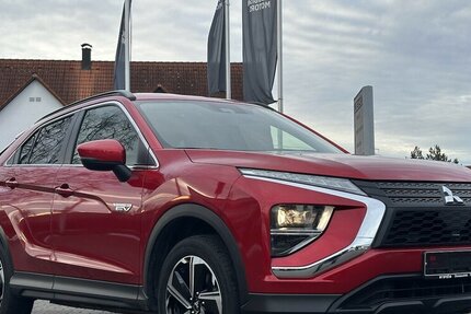 Mitsubishi Eclipse Cross Basis Hybrid 4WD 37.600 km 20.490 &euro; Donauwörth 86609