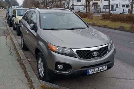Kia Sorento 202.000 km 7.900 &euro; passing 81245