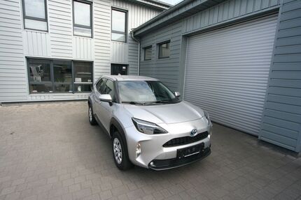 Toyota Yaris 71.600 km 19.690 &euro; Berlin 13051