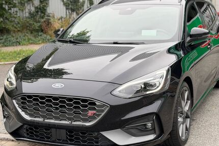 Ford Focus 60.000 km 19.990 &euro; Fürth 90763
