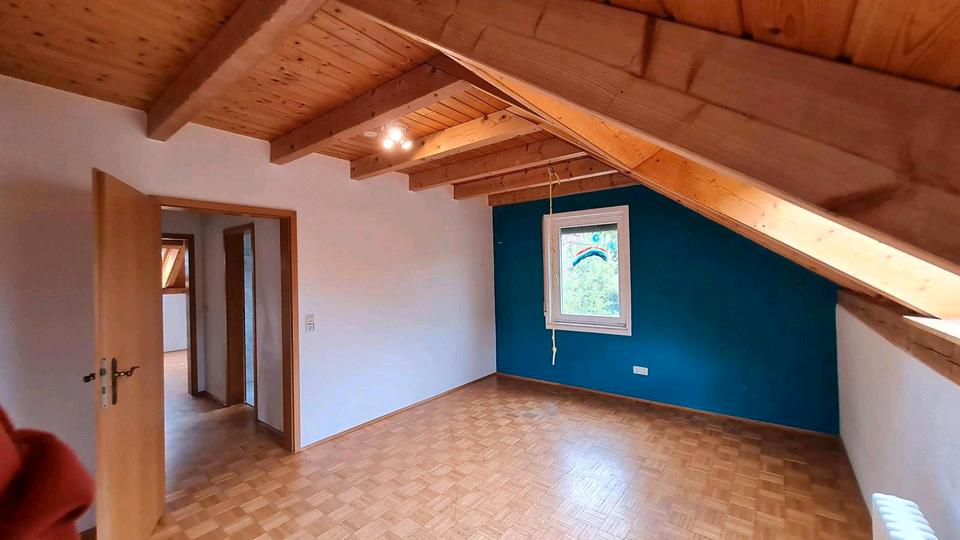 Dachgeschoßwohnung Stockach - 3 Zimmer, 88 m&sup2;, 920&euro; | Angebot:26415047
