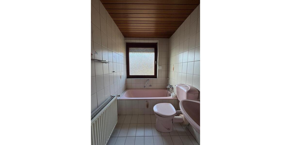 Reihenhaus Sankt Ingbert - 3 Zimmer, 88 m&sup2;, 149.000&euro; | Angebot:27412879