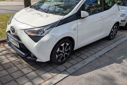 Toyota Aygo (X) 35.000 km 10.000 &euro; München 80995