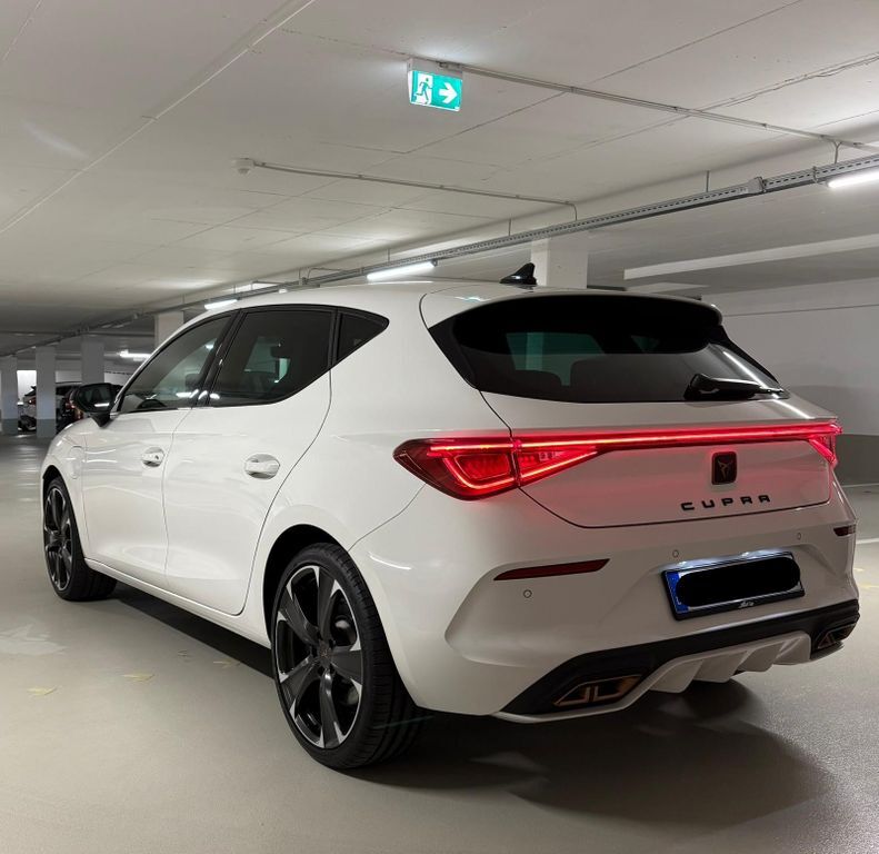 Cupra Leon 58.000 km 20.750 € Bensheim 64625