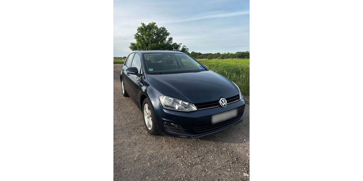 VW Golf 138.331 km 7.900 &euro; Niebüll 25899