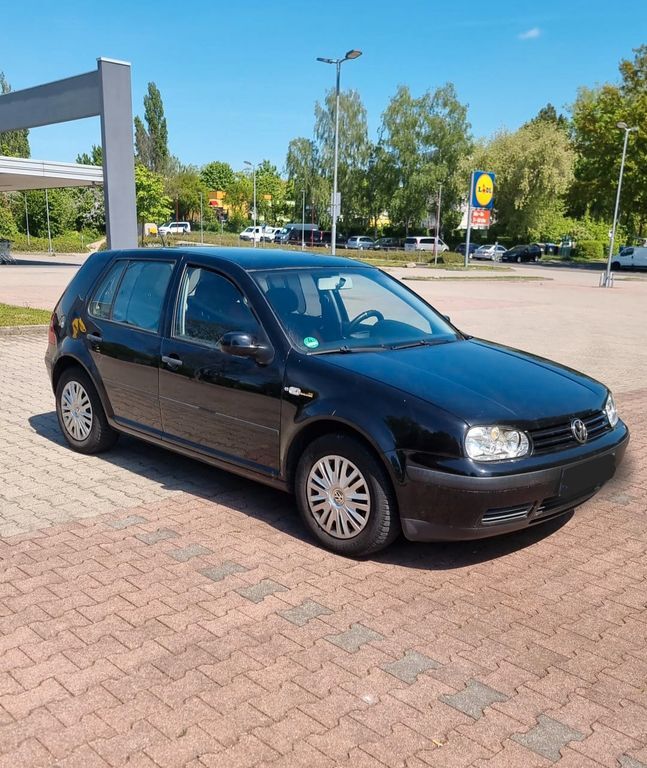 VW Golf 206.040 km 1.300 € Kitzscher 04567