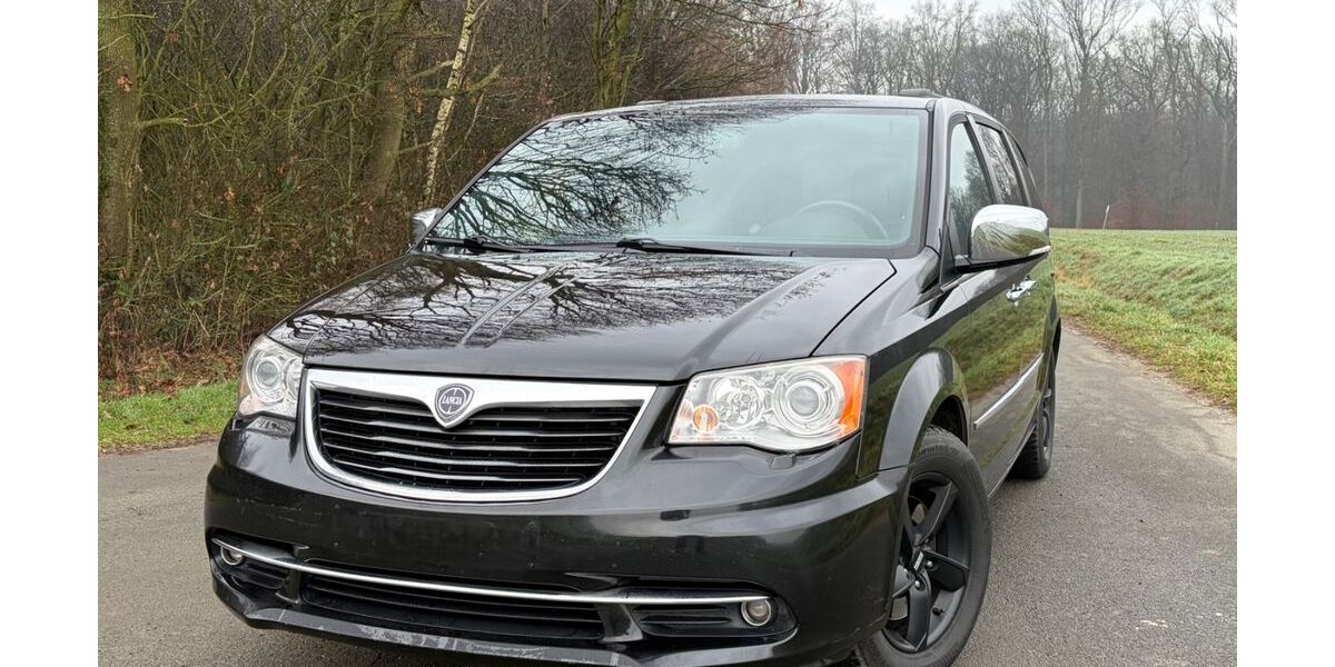 Lancia Voyager 203.384 km 12.990 &euro; Lotte 49504