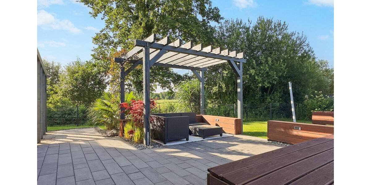 Einfamilienhaus Breiholz - 5 Zimmer, 168 m&sup2;, 2.100&euro; | Angebot:26574576