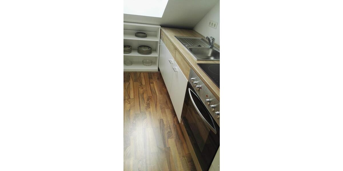 Dachgeschoßwohnung Kronach - 1 Zimmer, 32 m&sup2;, 380&euro; | Angebot:26678794