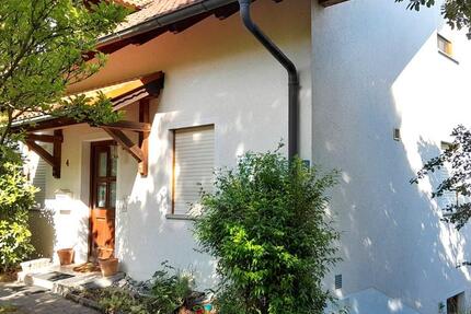 Haus Walderbach - 6 Zimmer, 174 m&sup2;, 422.000&euro; | Angebot:27023497