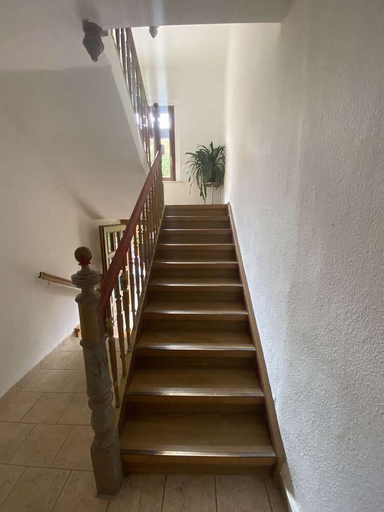 Haus zum Kaufen in Kretzschau 172.000 € 270.02 m²