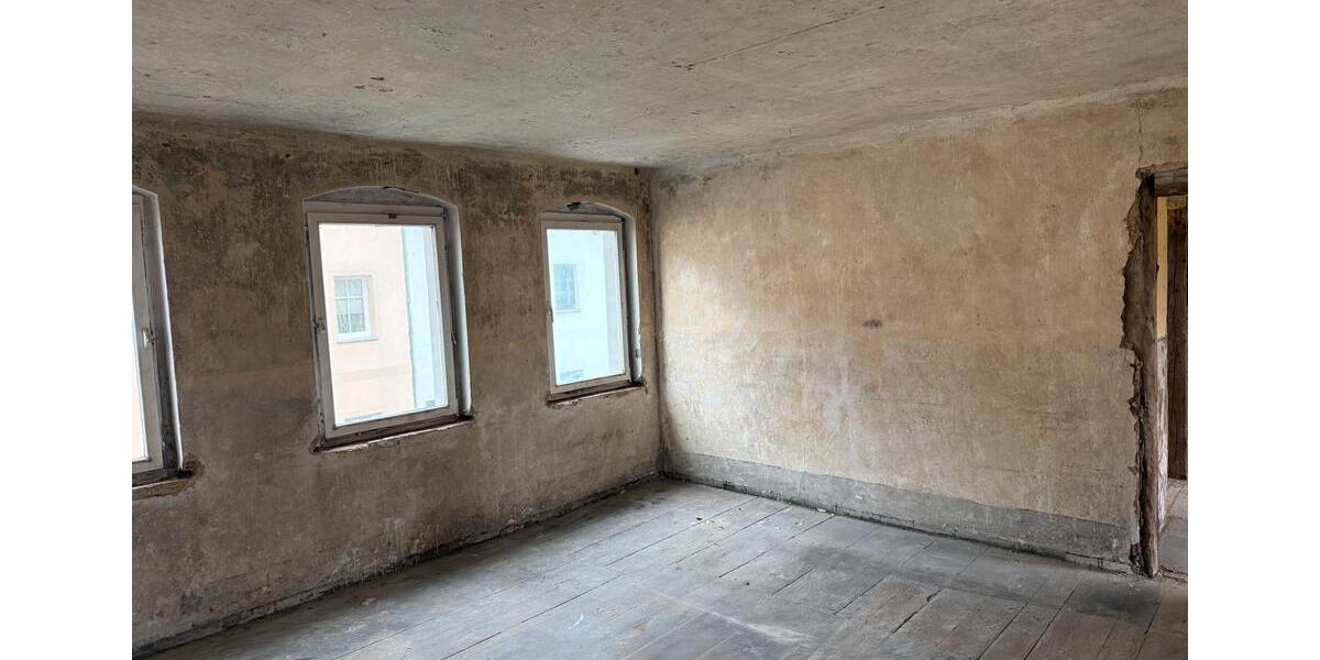 Reihenhaus Schmölln - 5 Zimmer, 160 m&sup2;, 98.000&euro; | Angebot:26798009