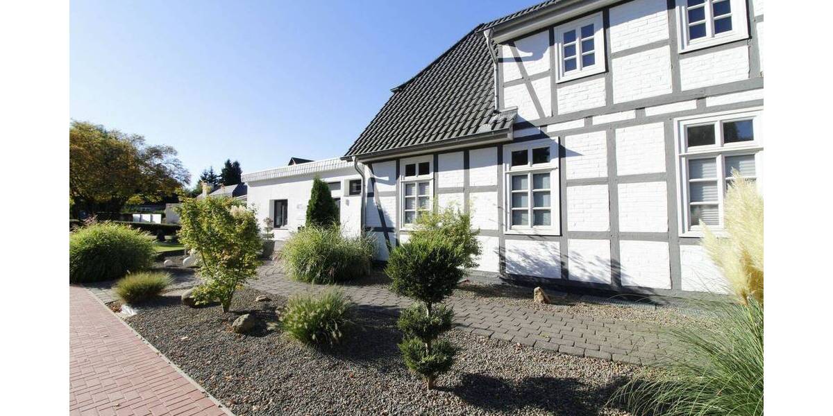 Einfamilienhaus Bad Fallingbostel Fallingbostel - 1 Zimmer, 698.000&euro; | Angebot:26904841