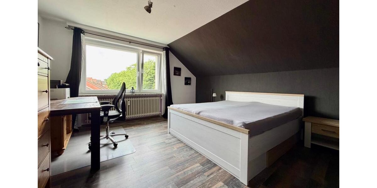 Dachgeschoßwohnung Heide - 3 Zimmer, 79 m&sup2;, 125.000&euro; | Angebot:27098579