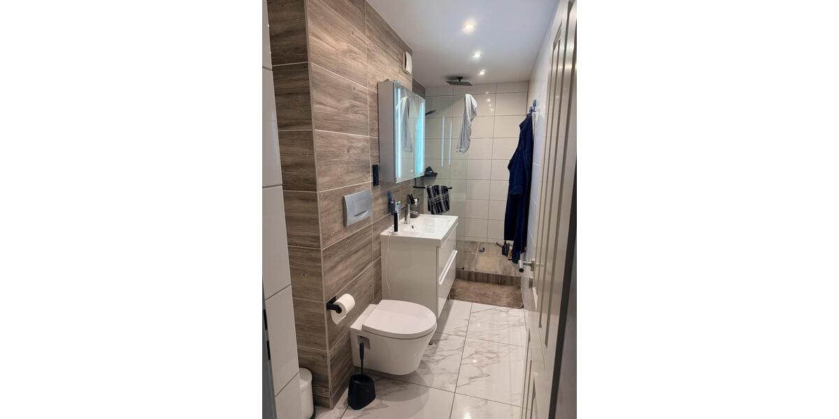 Erdgeschoßwohnung Bergisch Gladbach Paffrath - 2 Zimmer, 57 m&sup2;, 1.250&euro; | Angebot:24725157