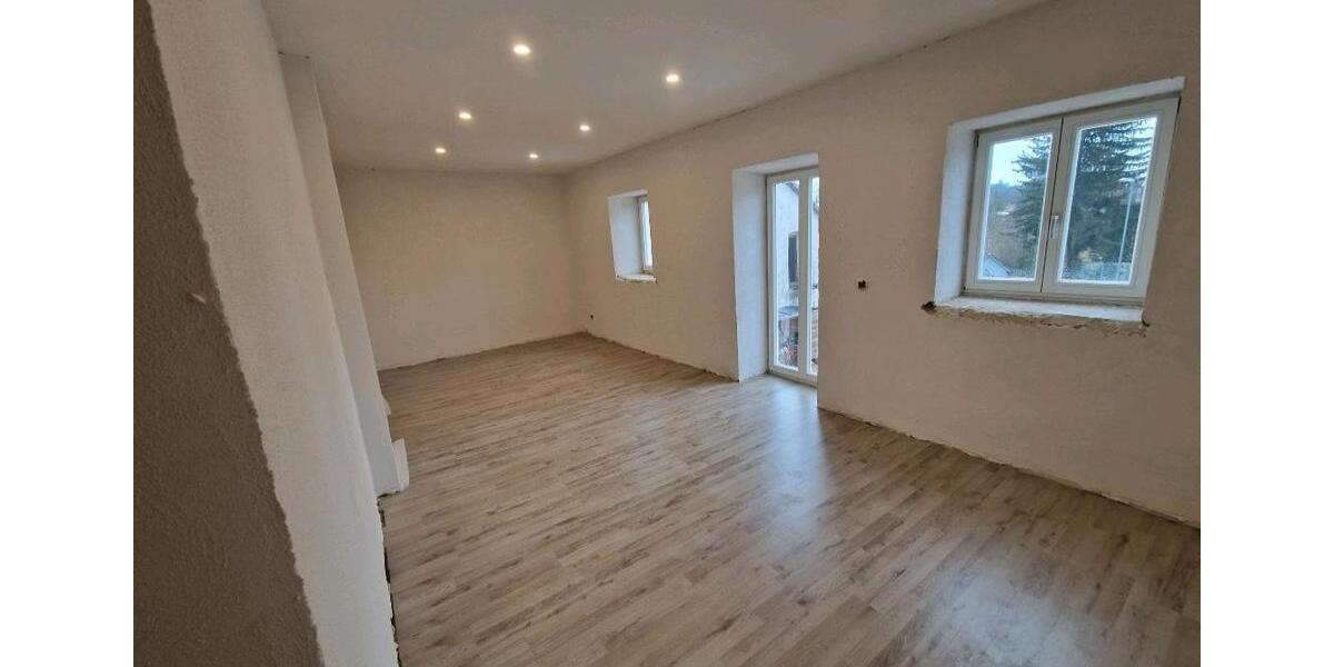 Etagenwohnung Weißenburg in Bayern - 3 Zimmer, 80 m&sup2;, 825&euro; | Angebot:26416393