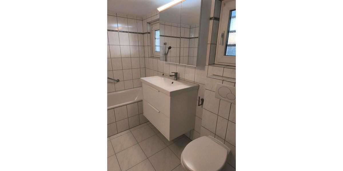Erdgeschoßwohnung Troisdorf - 3 Zimmer, 60 m&sup2;, 740&euro; | Angebot:24830819