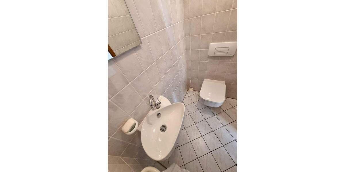 Etagenwohnung Bochum Höntrop - 3 Zimmer, 118 m&sup2;, 1.180&euro; | Angebot:24648767