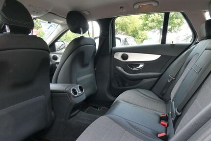 Mercedes-Benz C 250 167.500 km 16.450 € Hamburg 22111