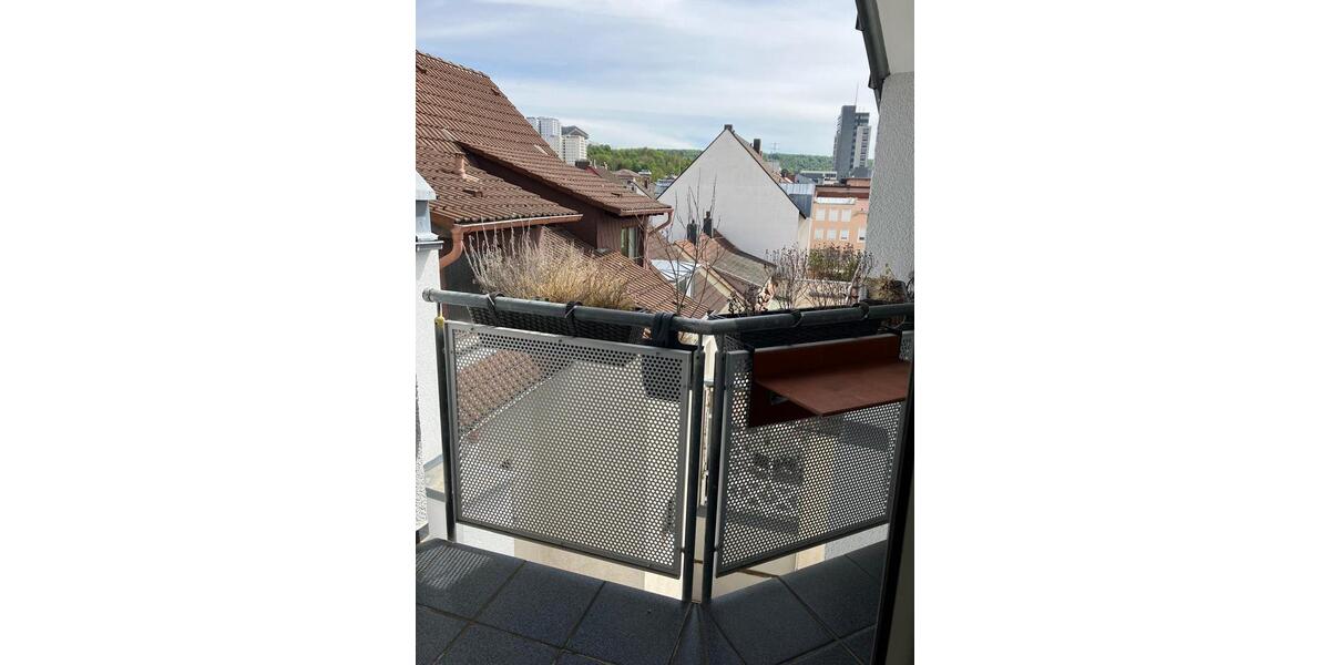 Dachgeschoßwohnung Kaiserslautern Betzenberg - 2 Zimmer, 60 m&sup2;, 790&euro; | Angebot:26383293