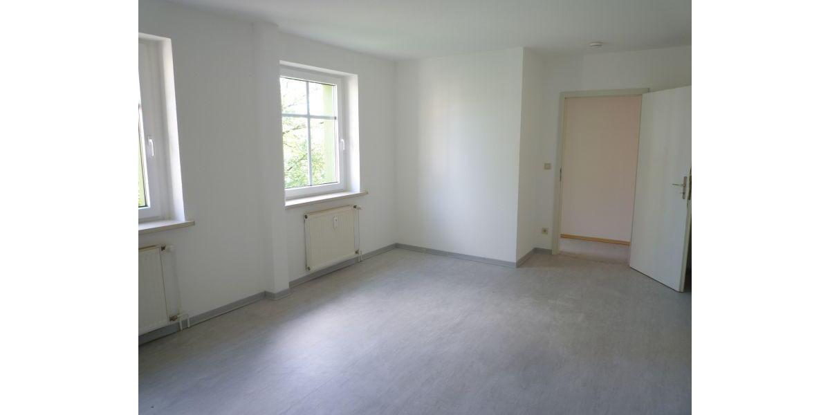 Etagenwohnung Staßfurt - 4 Zimmer, 80 m&sup2;, 440&euro; | Angebot:26366817