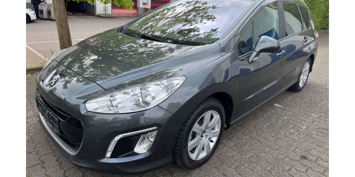 Peugeot 308 64.400 km 7.950 &euro; Saarlouis 66740