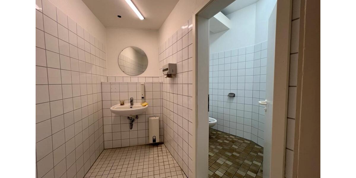 Gewerbeobjekt Löhne - 3.750&euro; | Angebot:25719099