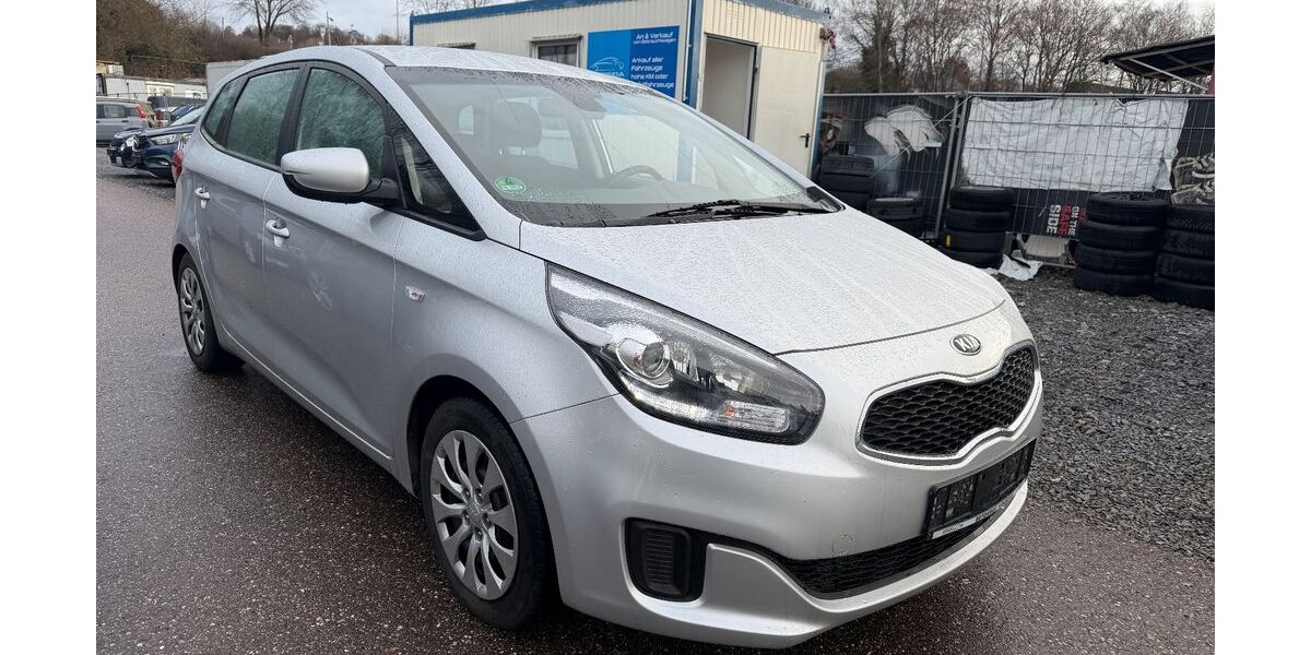 Kia Carens 182.000 km 4.950 &euro; aachen 52070