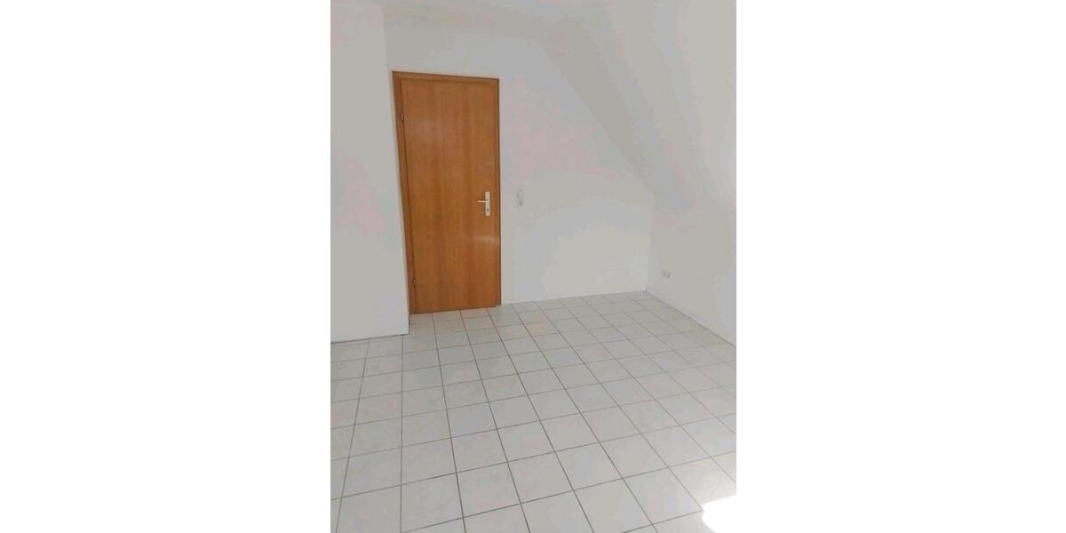 Dachgeschoßwohnung Neustadt (Hessen) - 3 Zimmer, 80 m&sup2;, 810&euro; | Angebot:26397976