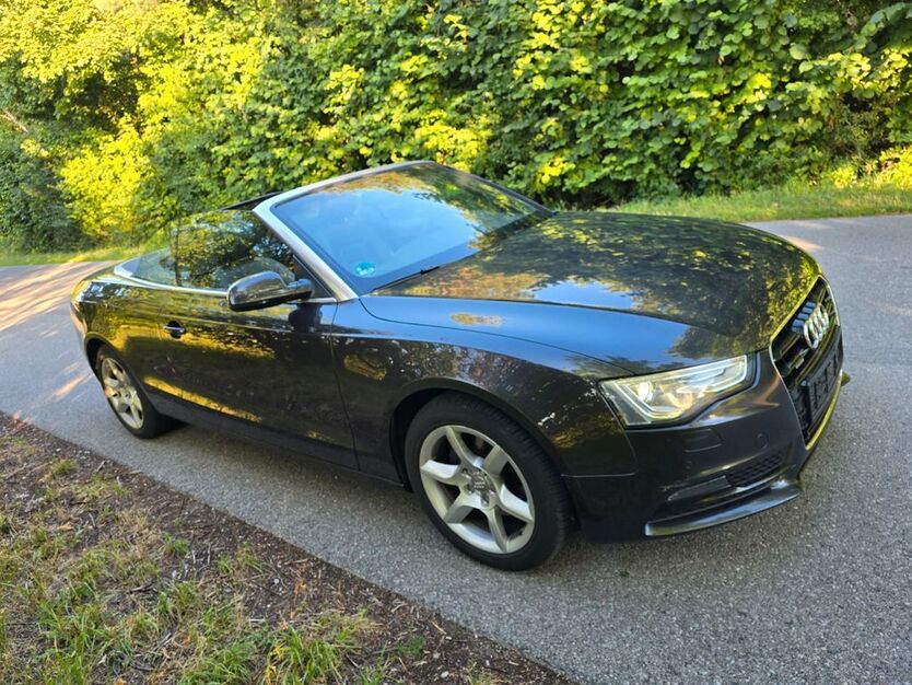 Audi A5 272.300 km 8.450 € München 80993