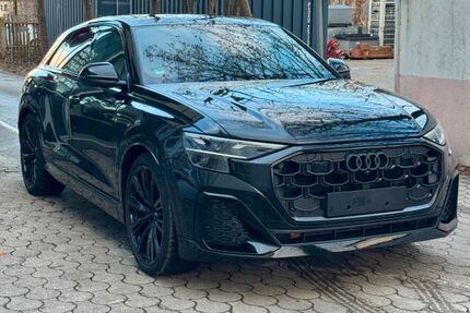 Audi Q8 17.800 km 89.870 &euro; München 81249