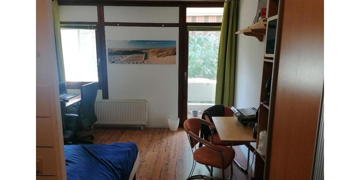 Zwei möblierte Apartments mit Balkon - ideal für Kapitalanleger 1 zimmer