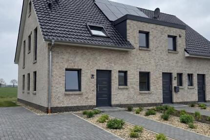 Haus Dötlingen - 4 Zimmer, 105 m&sup2;, 1.290&euro; | Angebot:24975207