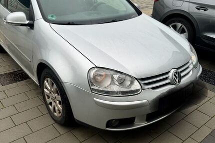 VW Golf 317.000 km 3.600 &euro; Tönisvorst 47918