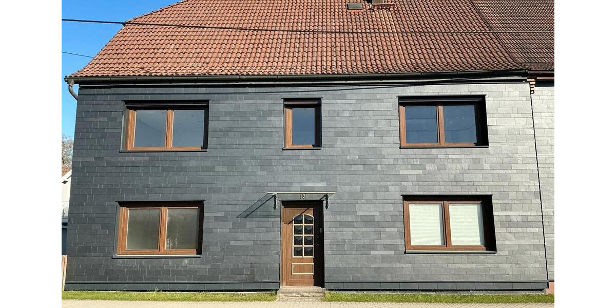 Einfamilienhaus Schleusingen - 9 Zimmer, 200 m&sup2;, 89.000&euro; | Angebot:26478260