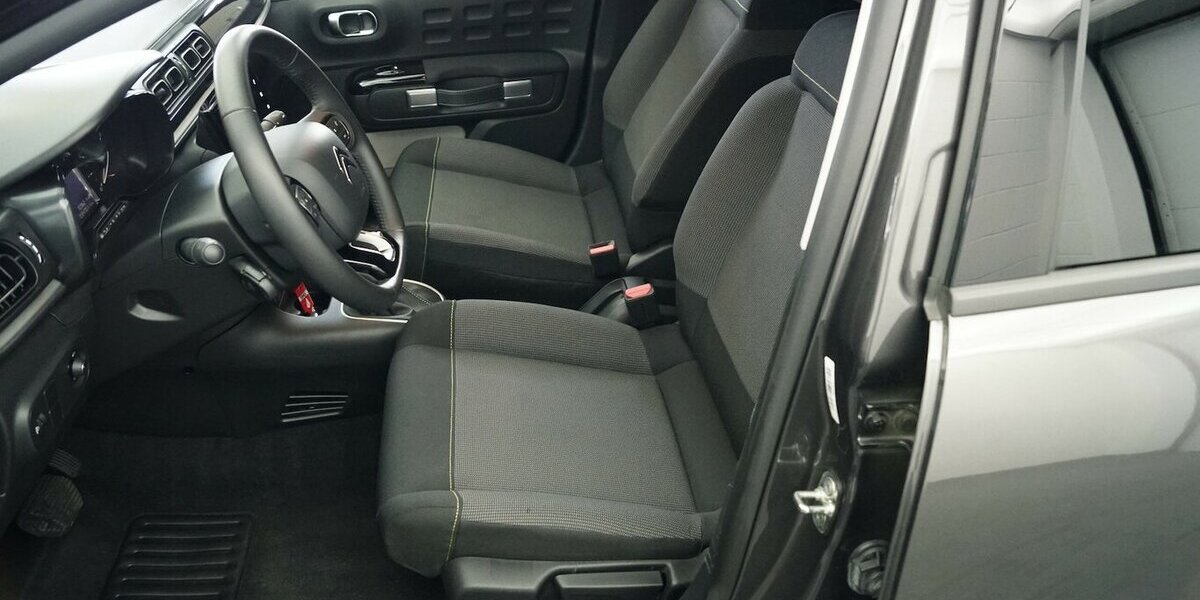 Citroen C3 Max PureTech 110 EAT6 CarPlay FULL LED 34.696 km 13.900 &euro; Lich 35423