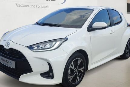 Toyota Yaris 28.030 km 24.390 &euro; Landshut 84030