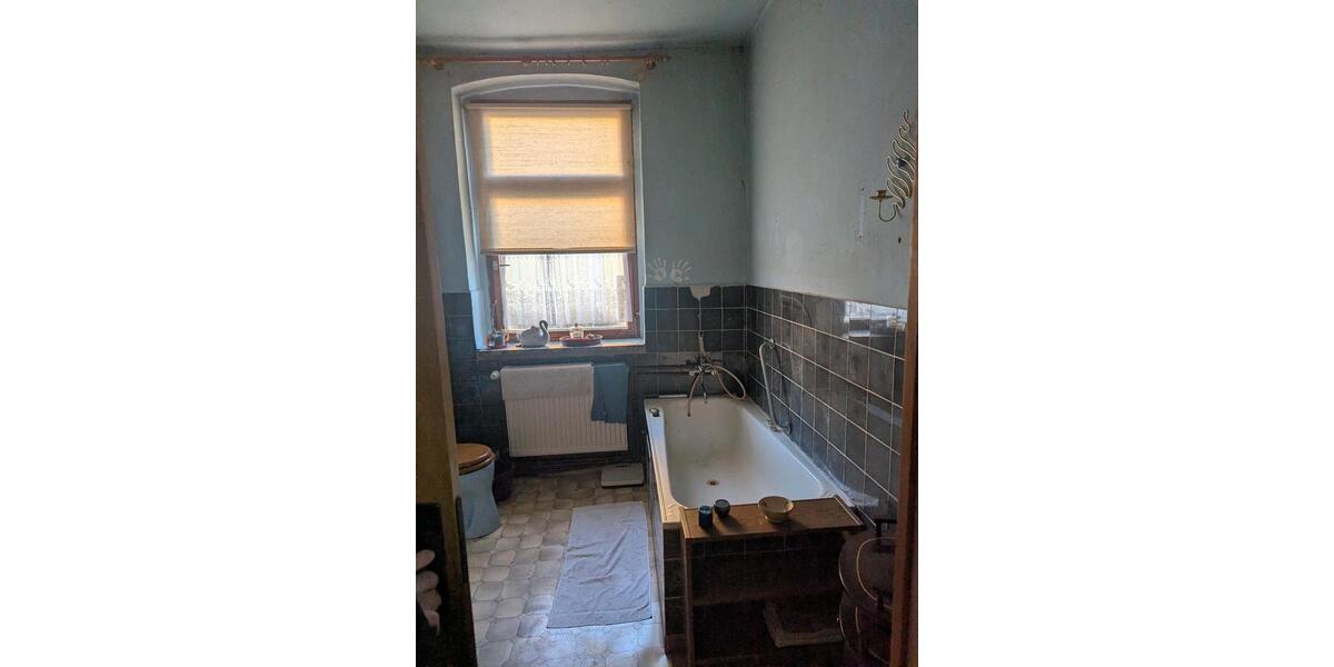 Reihenhaus Auerbach/Vogtland Vogtland - 12 Zimmer, 150 m&sup2;, 55.000&euro; | Angebot:26786740