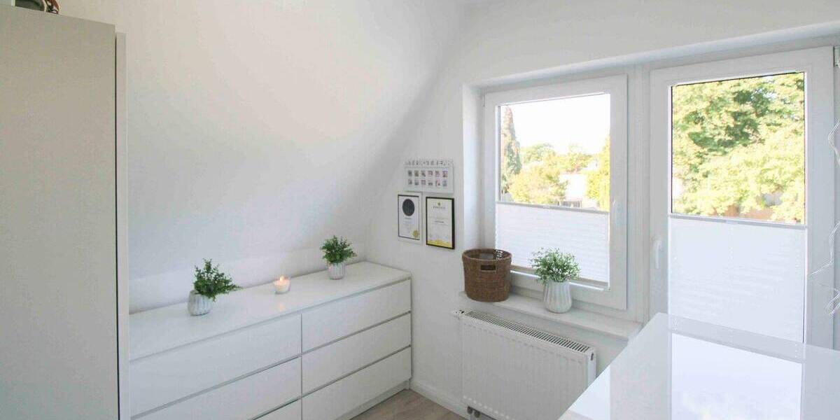 Einfamilienhaus Flensburg Engelsby - 8 Zimmer, 150 m&sup2;, 559.000&euro; | Angebot:26359415