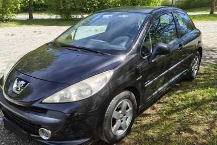 Peugeot 207 174.000 km 1.100 &euro; Münnerstadt 97702