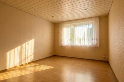 Wohnung Saarbrücken West - 3 Zimmer, 63 m&sup2;, 69.000&euro; | Angebot:26435416