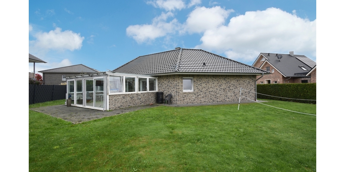 Geräumiger Bungalow in zentraler, ruhiger Seitenstraße am Untenende von Papenburg! - Bungalow Papenburg | Angebot:23661314