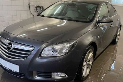Opel Insignia 217.500 km 3.500 € Bautzen 02625