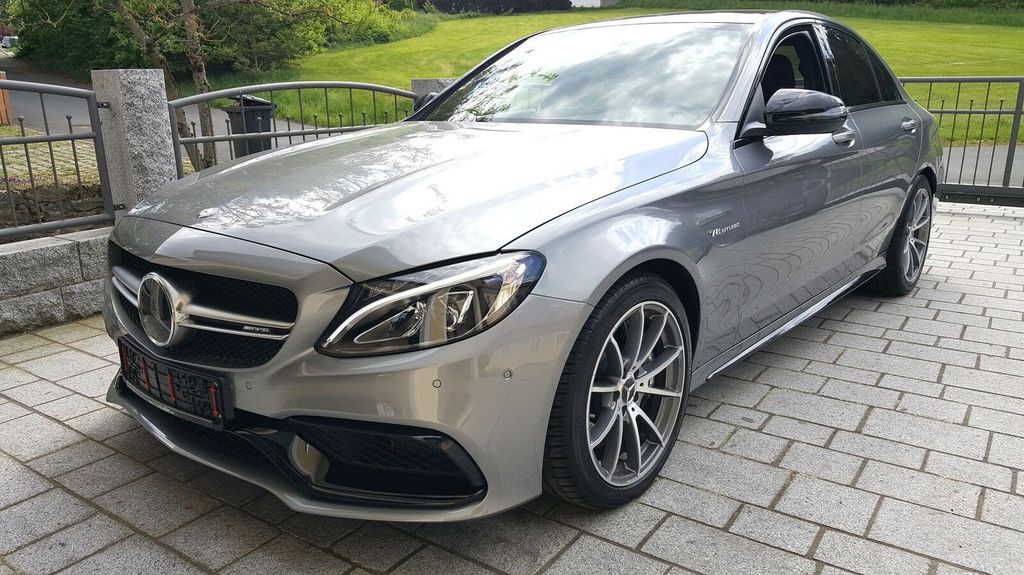 Mercedes-Benz C 63 AMG 31.850 km 51.900 &euro; Küps 96328