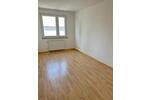 3-Zimmer, Küche, Flur, Bad, Balkon, Keller