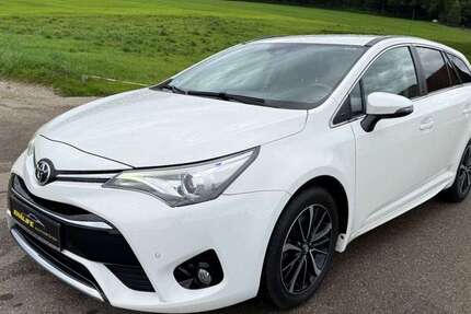 Toyota Avensis 204.610 km 7.799 &euro; Winterbach 89368
